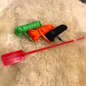 Off-White Shoelaces and Zip Tie